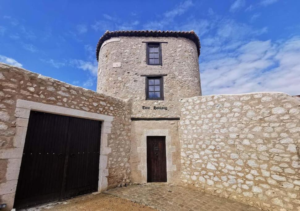 Tour Medievale Fortifiee Entierement Restaure Saint-Sever  외부 사진